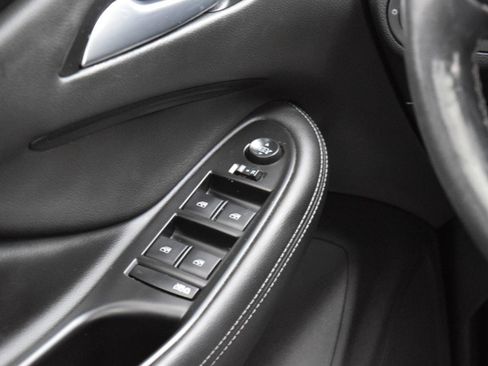 Used 2019 Buick Envision Essence FWD image 22