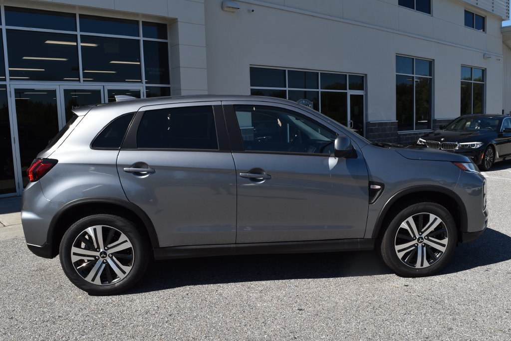 New 2027 Mitsubishi Outlander Sport ES AWD/4WD image 2