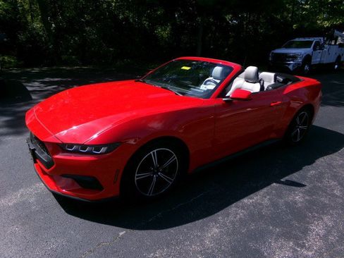 Used 2024 Ford Mustang Premium RWD image 17