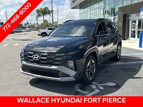 Used 2025 Hyundai Tucson SEL FWD image 2