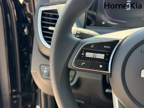 New 2026 Kia Seltos LX FWD image 14