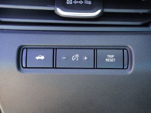 New 2025 Nissan Altima 2.5 S image 10