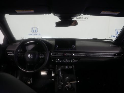 Used 2024 Honda Civic Sport image 12