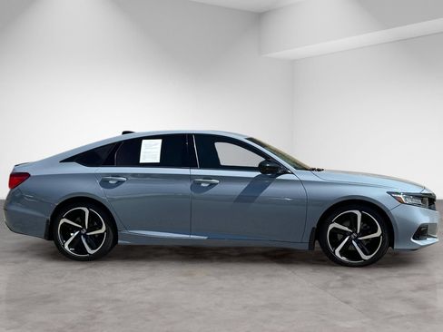 Used 2022 Honda Accord Sport image 7