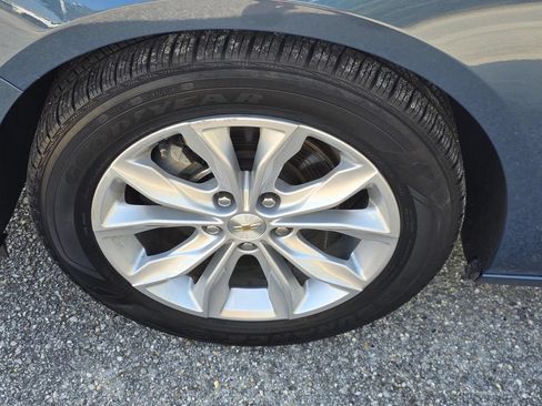 Used 2025 Chevrolet Malibu LT FWD image 31