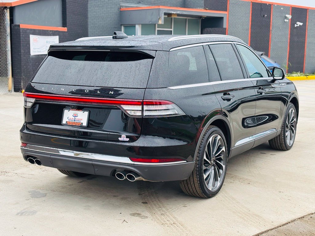 Used 2026 Lincoln Aviator Reserve AWD/4WD image 7