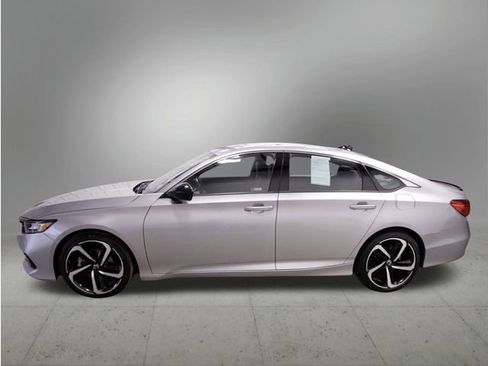 Certified 2022 Honda Accord Sport image 3