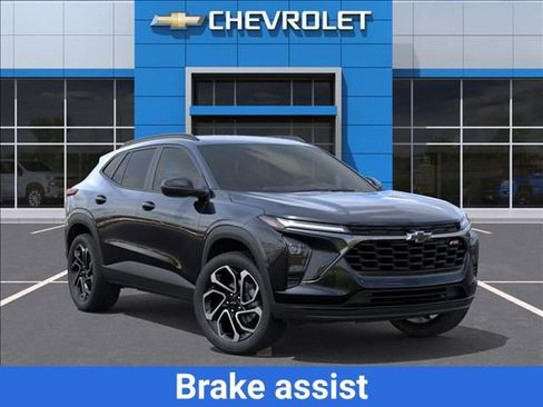New 2026 Chevrolet Trax RS w/ Driver Confidence Package FWD image 8
