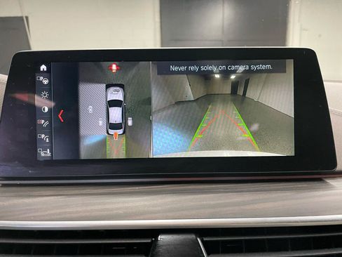 Used 2017 BMW 530i xDrive AWD/4WD image 24