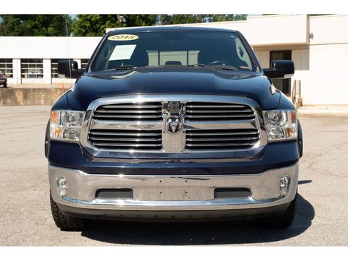 Used 2015 RAM 1500 Big Horn AWD/4WD image 3