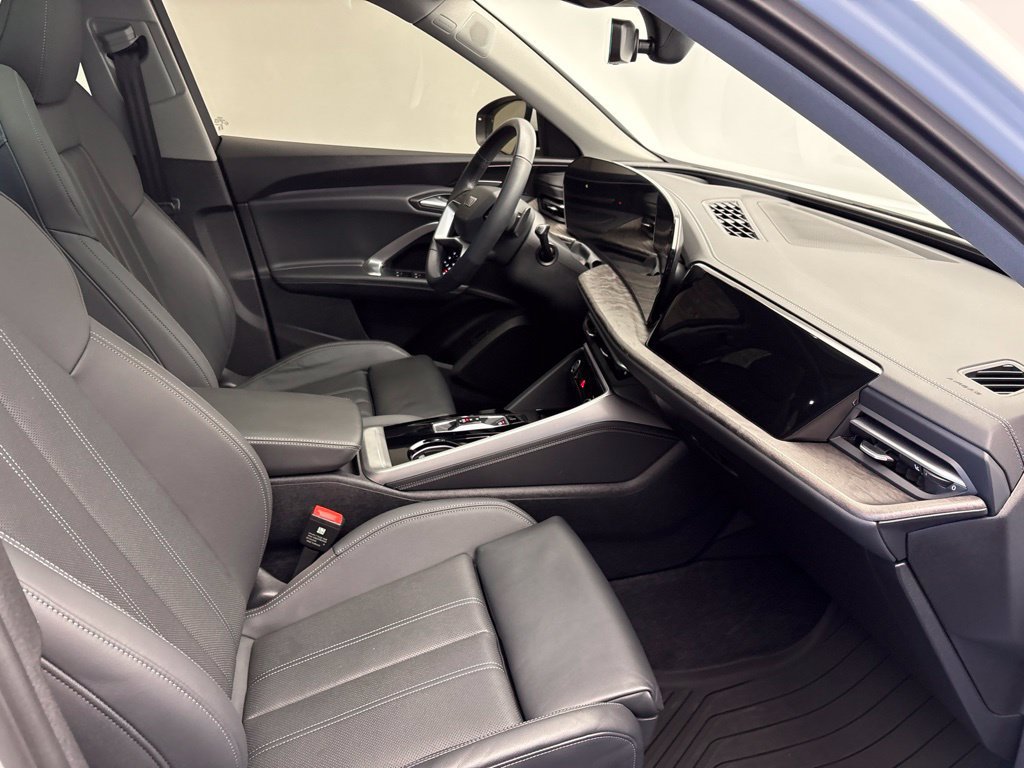 Used 2025 Audi Q5 Premium w/ Premium Plus AWD/4WD image 25