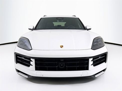 New 2026 Porsche Cayenne image 6