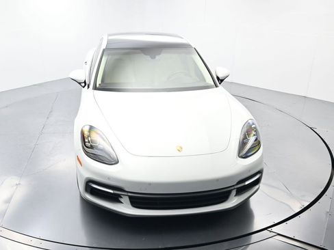 Used 2018 Porsche Panamera 4S image 40