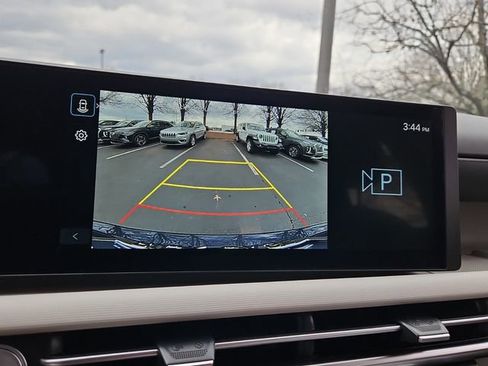 Certified 2025 Hyundai Tucson SE image 21