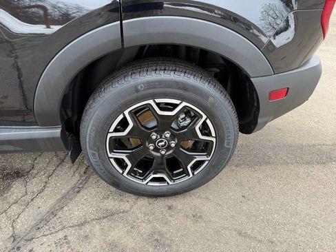 Used 2025 Ford Bronco Sport Outer Banks w/ Outer Banks Tech Package+ image 24