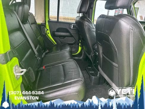 Used 2021 Jeep Wrangler Unlimited Sahara w/ Uconnect 4C Nav & Sound Group AWD/4WD image 15