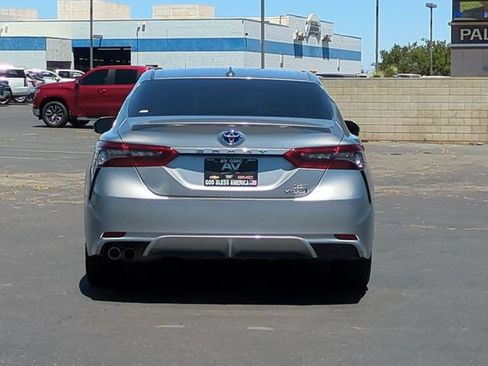 Used 2021 Toyota Camry XSE w/ Navigation Upgrade Package FWD image 7