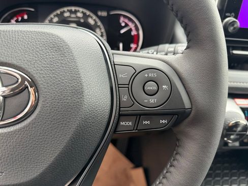 New 2025 Toyota RAV4 XLE image 12