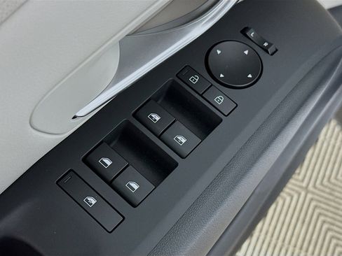 New 2025 Hyundai Tucson SEL image 18