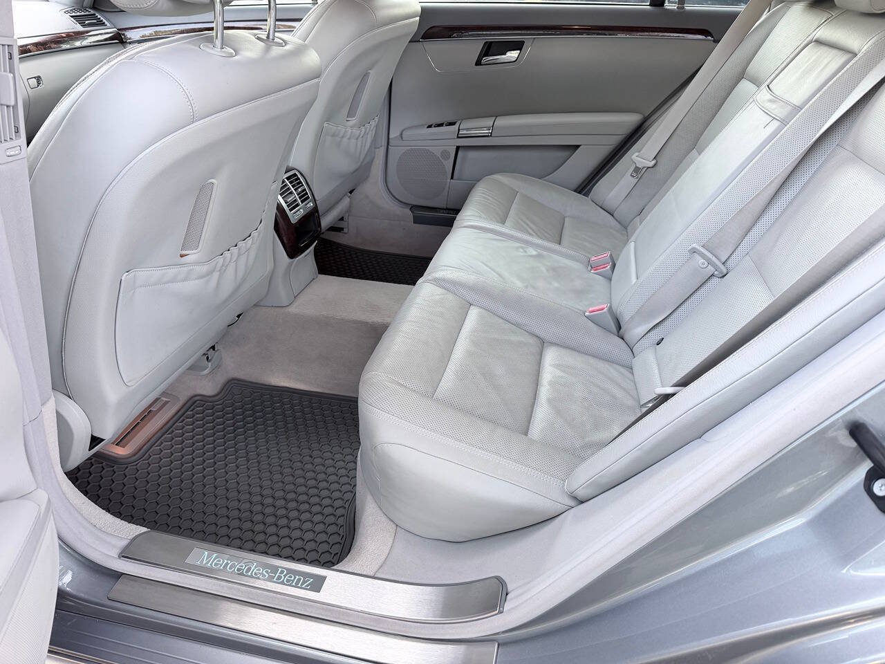 Used 2011 Mercedes-Benz S 550 w/ Sport Pkg Plus One image 13