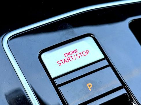 Used 2024 Volkswagen GTI S image 20