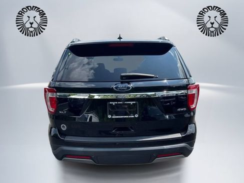 Used 2019 Ford Explorer XLT w/ Equipment Group 202A AWD/4WD image 7