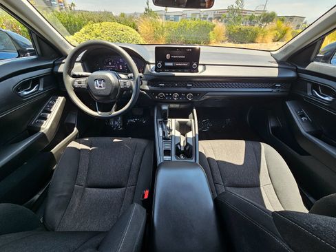 Used 2024 Honda Accord EX image 21