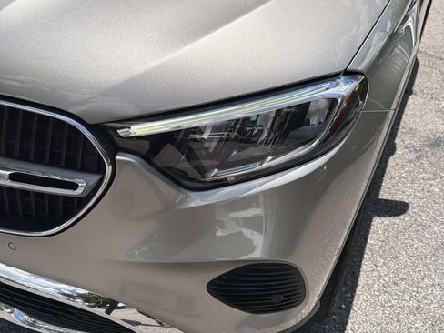 Certified 2023 Mercedes-Benz GLC 300 image 9