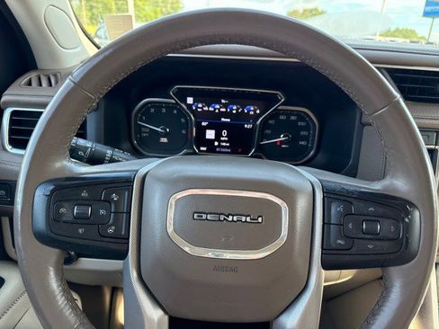 Used 2021 GMC Yukon Denali w/ Denali Ultimate Package image 37