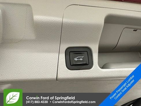 Used 2019 GMC Acadia SLT image 16