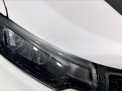 Used 2025 Jeep Compass Trailhawk AWD/4WD image 26