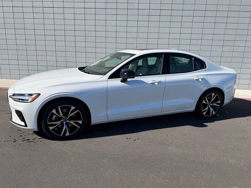 Used 2024 Volvo S60 B5 Core FWD image 1