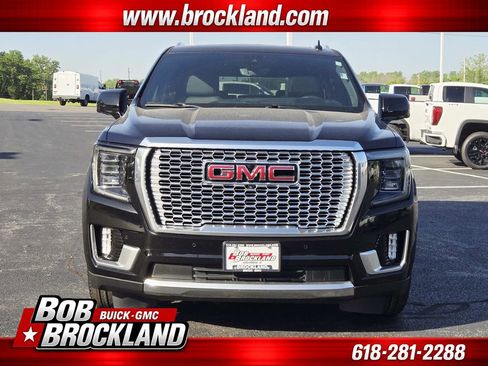 Used 2021 GMC Yukon Denali w/ Denali Ultimate Package AWD/4WD image 8
