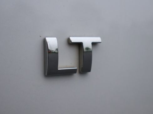 Used 2023 Chevrolet Traverse LT w/ LT Premium Package FWD image 30