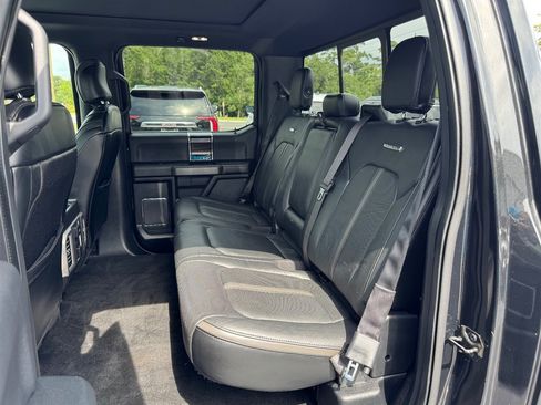 Used 2015 Ford F150 Platinum w/ Equipment Group 701A Luxury AWD/4WD image 20