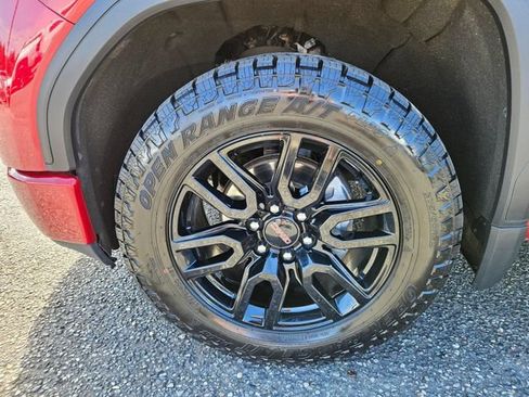 Used 2021 GMC Sierra 1500 Elevation w/ X31 Off-Road Package AWD/4WD image 9