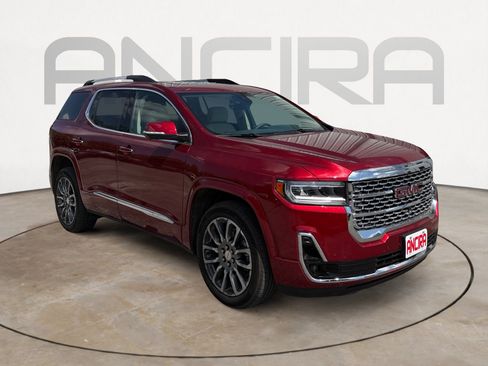 Used 2023 GMC Acadia Denali w/ Denali Ultimate Package FWD image 3