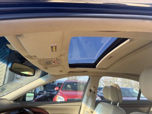 Used 2005 Acura RL image 21