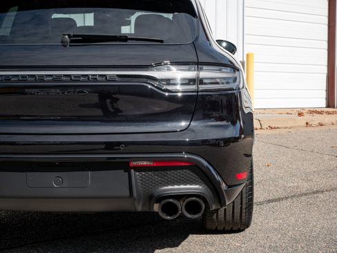 Used 2023 Porsche Macan GTS image 16