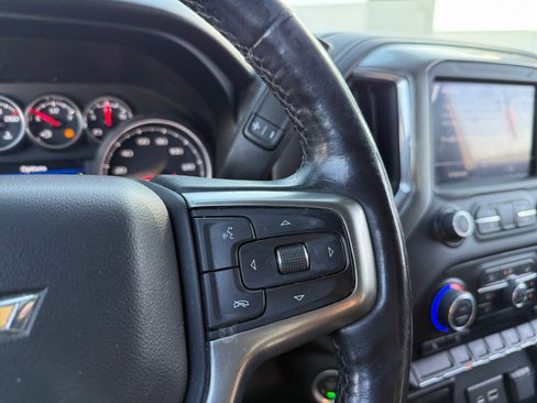Used 2022 Chevrolet Silverado 1500 LT image 17