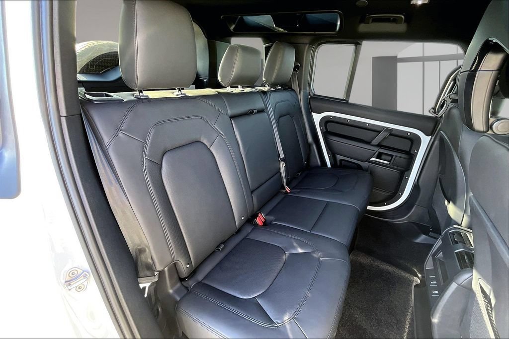 New 2026 Land Rover Defender 110 S AWD/4WD image 10