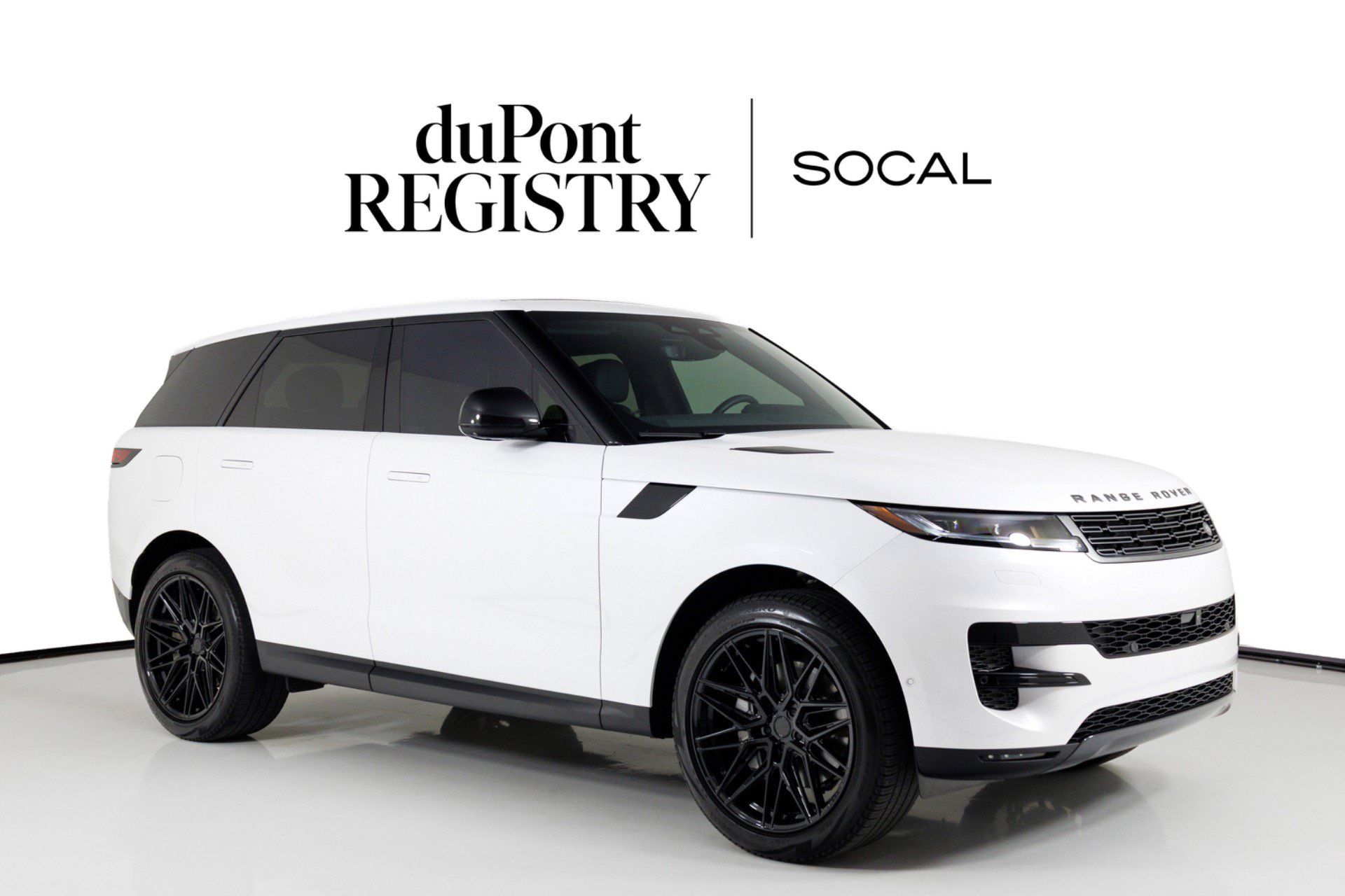 Used 2024 Land Rover Range Rover Sport SE AWD/4WD image 1