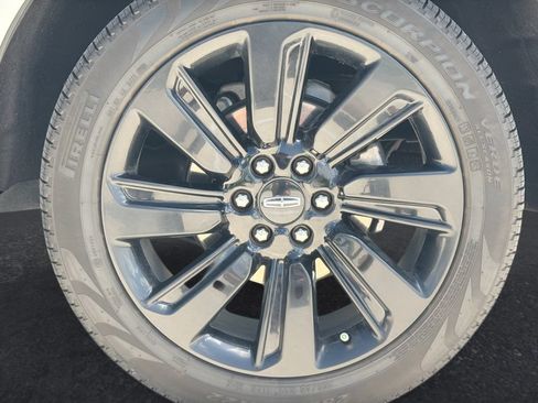 Used 2024 Lincoln Navigator Black Label AWD/4WD image 31