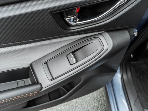 Used 2023 Subaru Crosstrek 2.5i Limited image 40