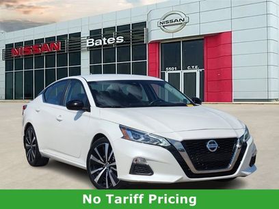Used 2022 Nissan Altima 2.5 SR