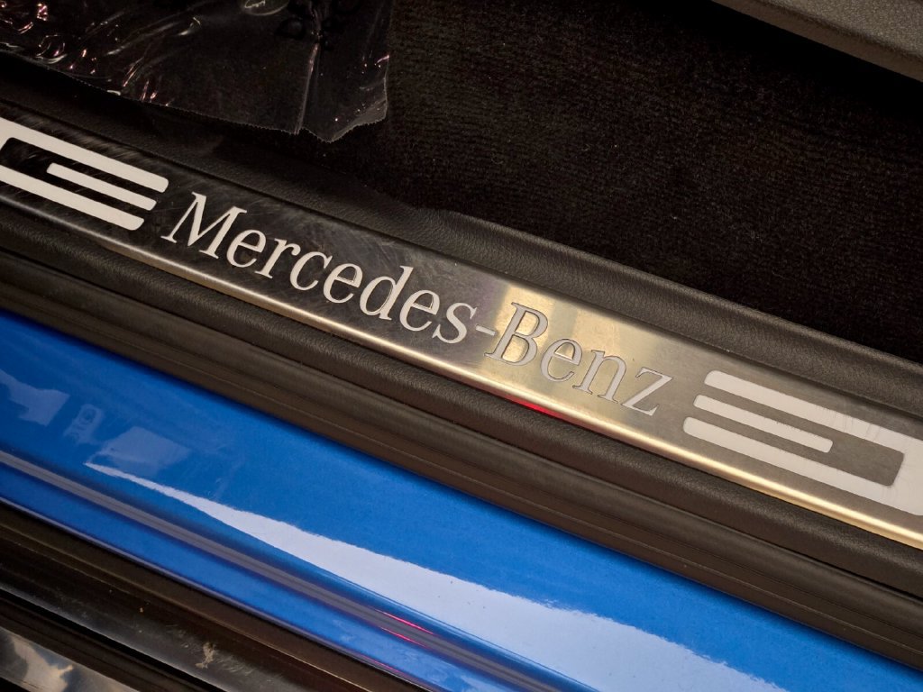 Used 2023 Mercedes-Benz G 550 image 34