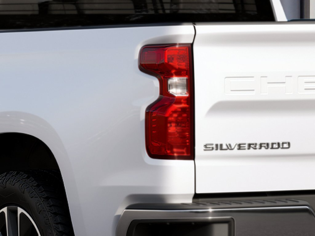 New 2026 Chevrolet Silverado 1500 LT w/ Z71 Off-Road Package AWD/4WD image 8