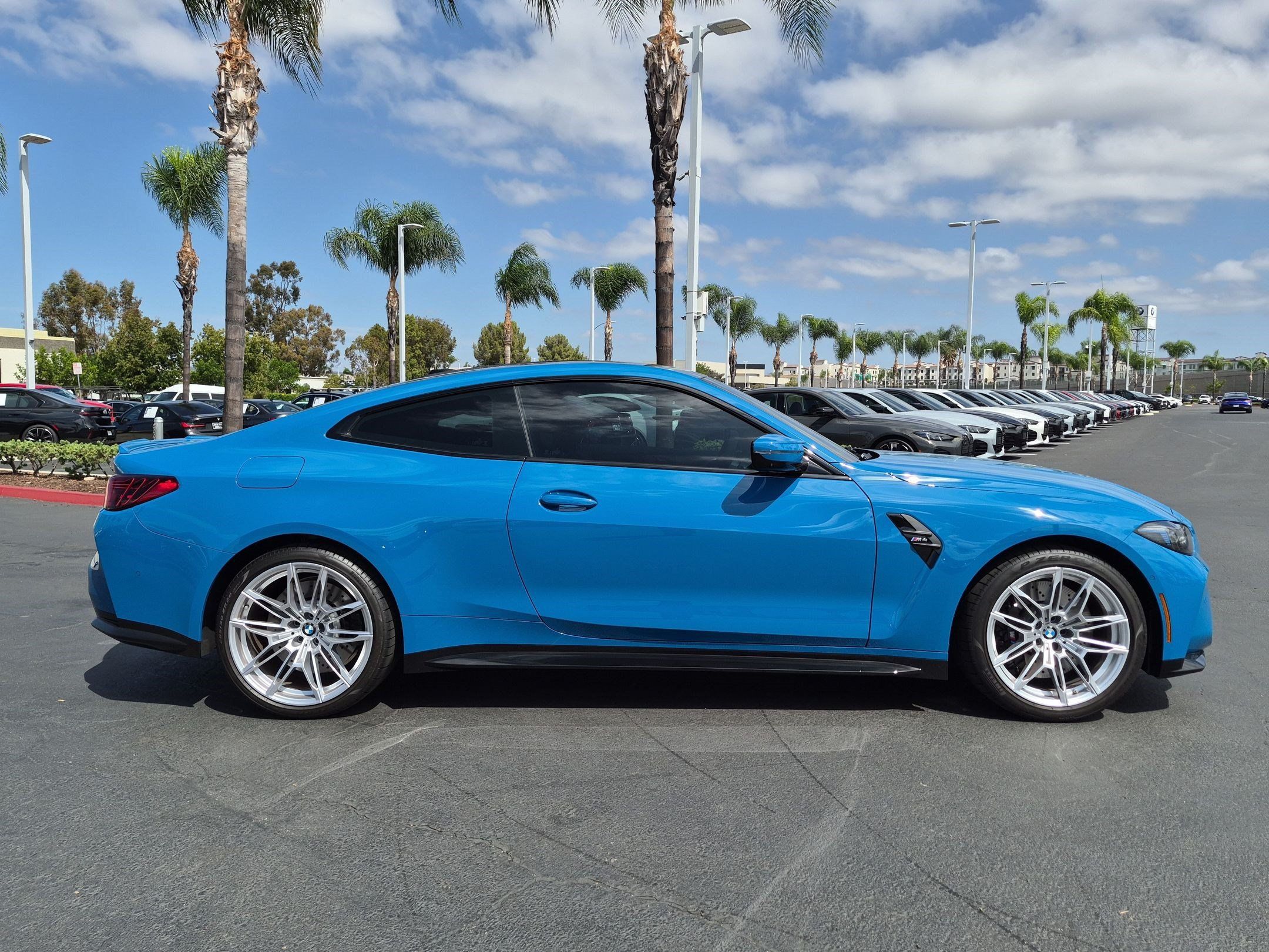 Used 2026 BMW M4 Coupe w/ Executive Package RWD image 11