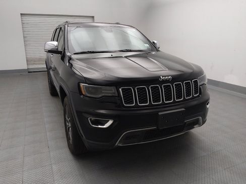 Used 2018 Jeep Grand Cherokee Limited w/ Luxury Group II AWD/4WD image 14