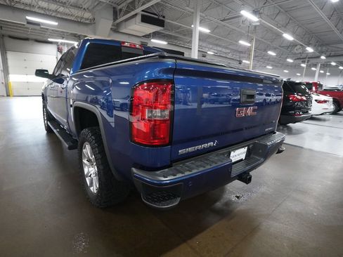 Used 2015 GMC Sierra 1500 Denali w/ Driver Alert Package AWD/4WD image 31